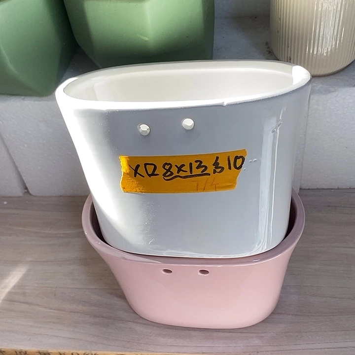 摆件陶盆有孔 瑕疵介意勿拍