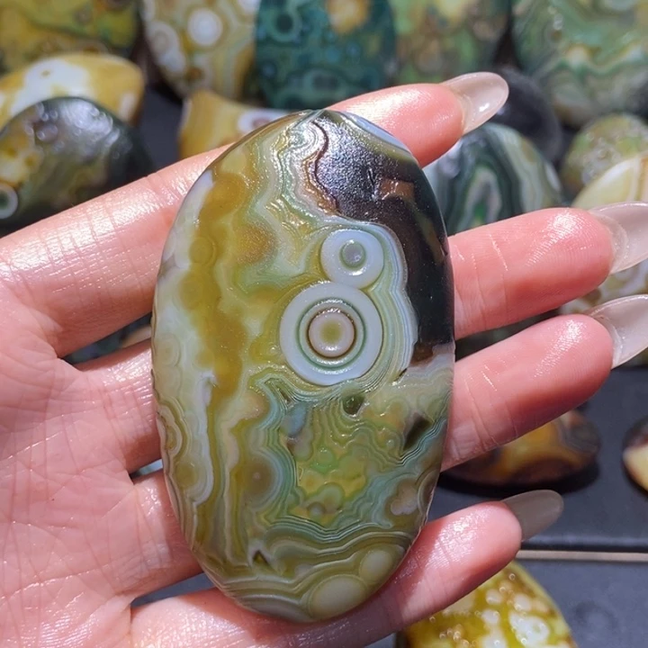 【闪购商品】未镶嵌玛瑙/玉髓珠宝奇石b