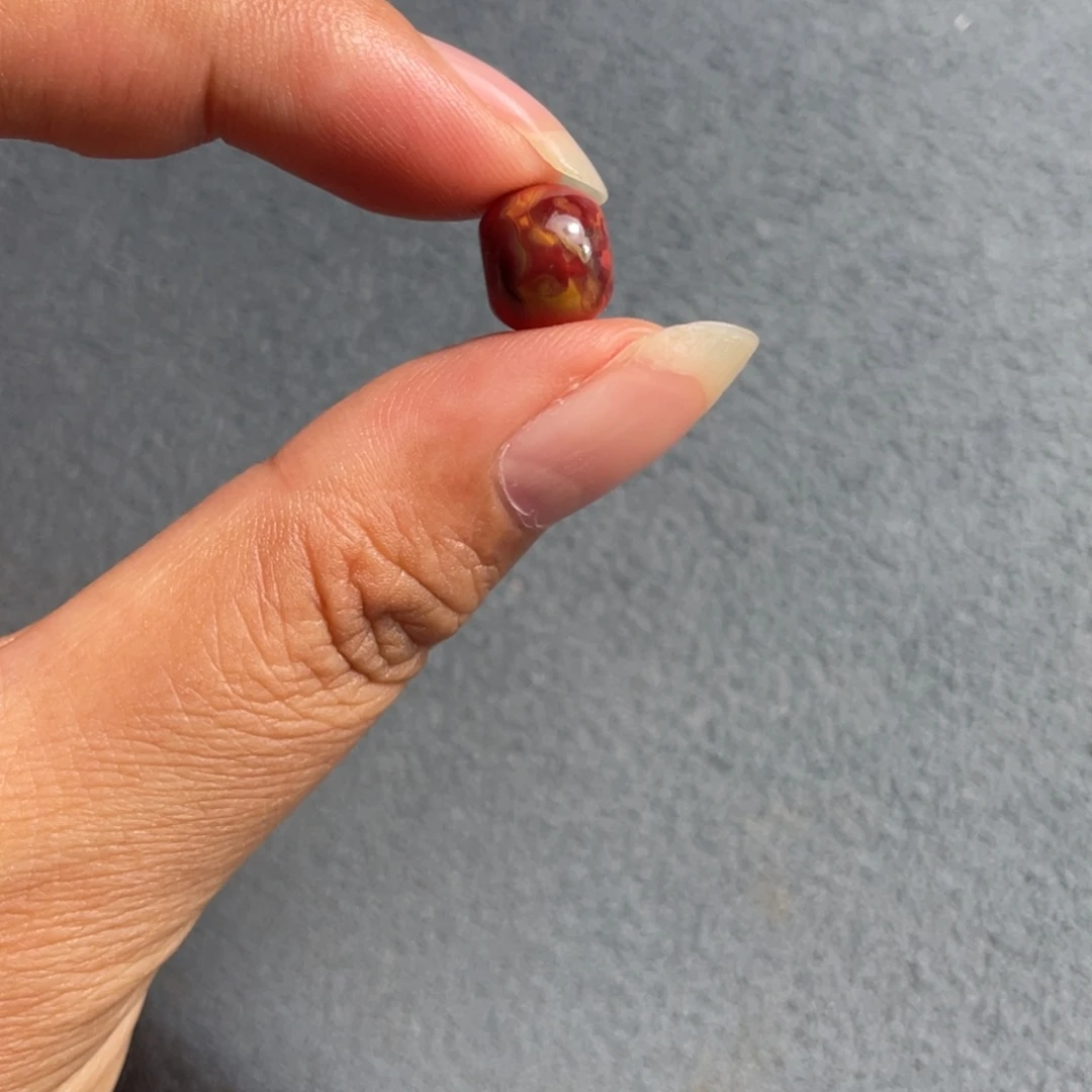 海***糖南红玛瑙未镶嵌颈饰