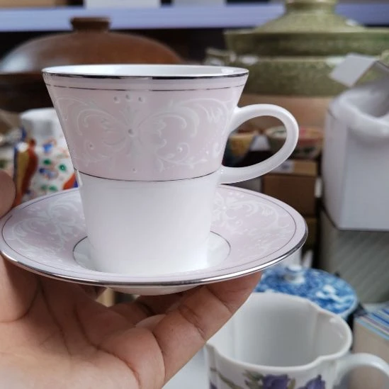 塑料粉色日光。。。。。。。