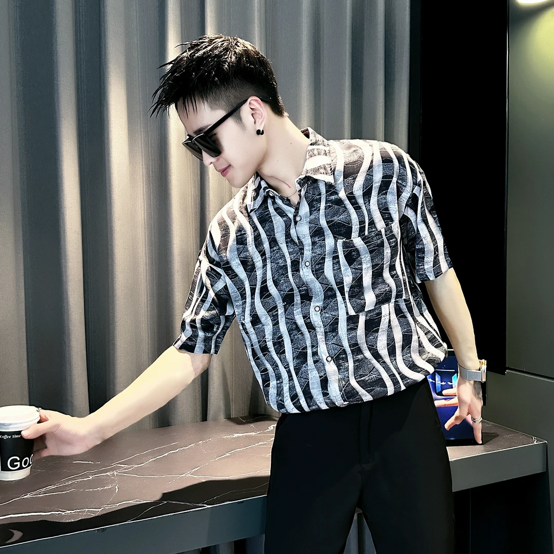 追属夏季冰丝衬衫短袖男款高级感条纹衬衣轻奢新款百搭休闲小寸衫