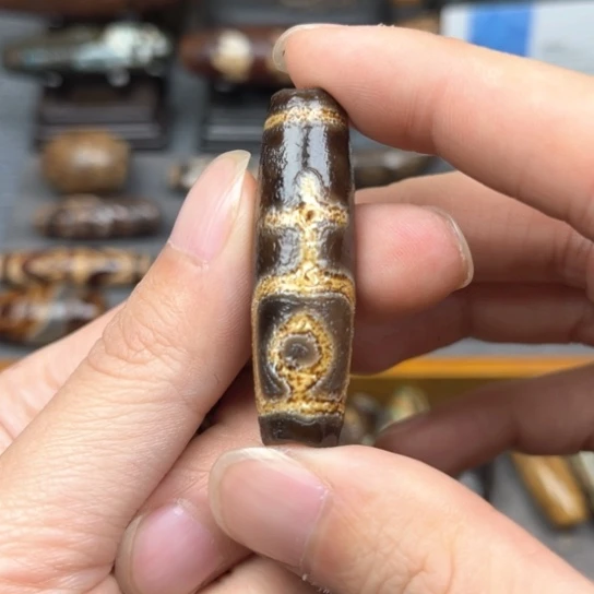 何***涛玛瑙/玉髓未镶嵌颈饰