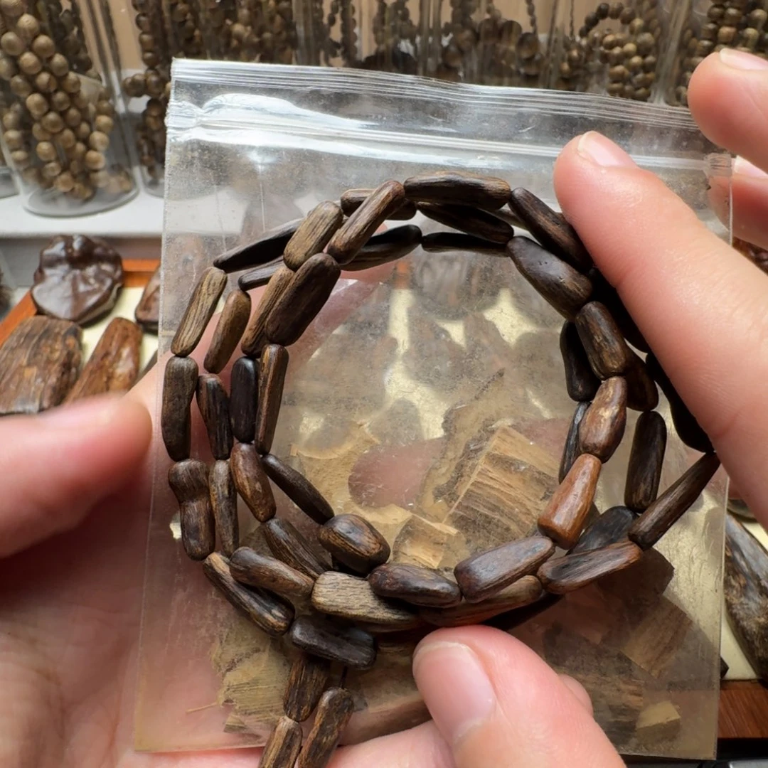 沉香碎屑沉香达拉干的老料，多圈随形沉水，放福利