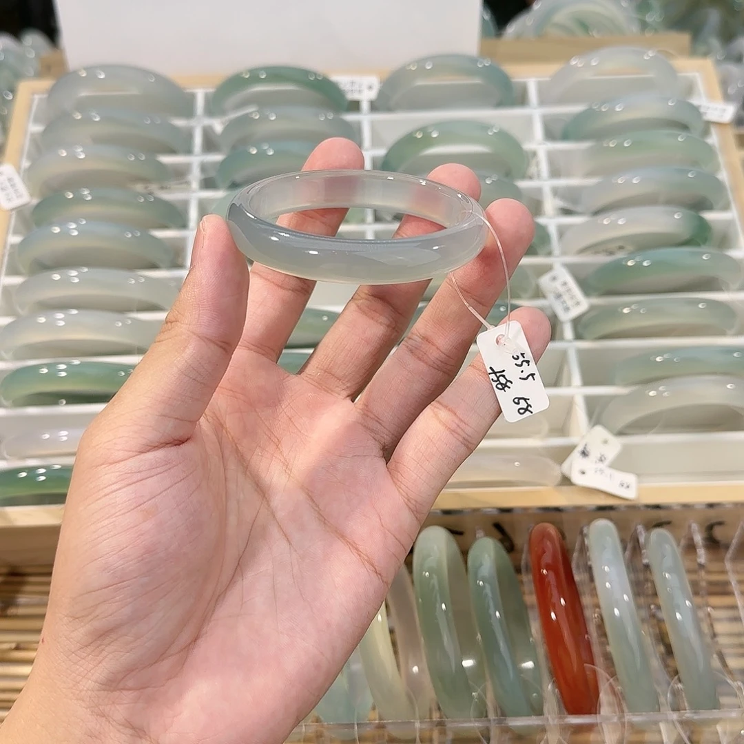 手镯玛瑙/玉髓未镶嵌圈口55.5