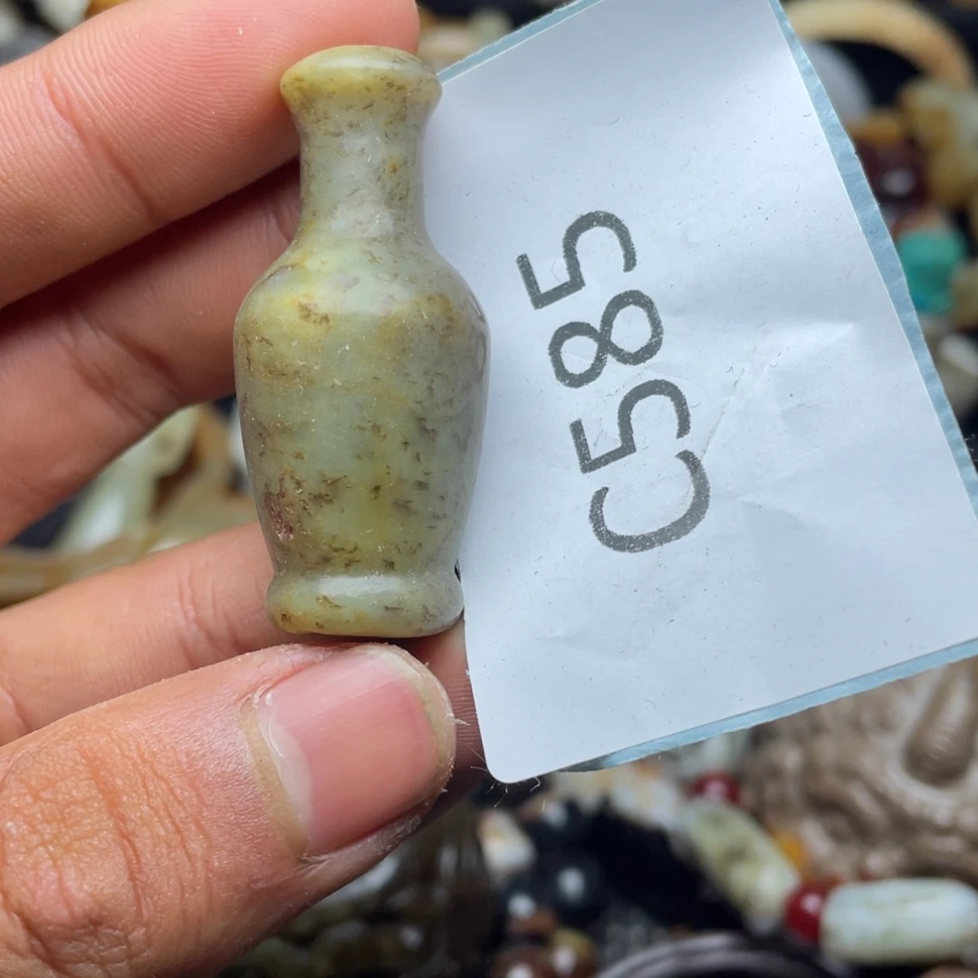 和田玉（糖玉）挂件未镶嵌