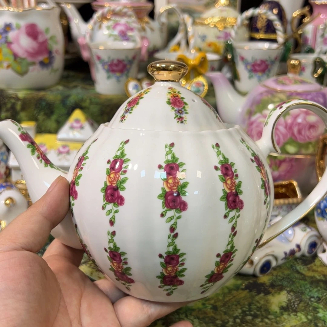 摆件鹿与海陶瓷家居用品有限公司