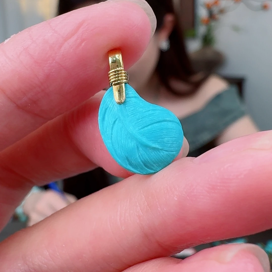 18K金镶嵌绿松石珠宝奇石