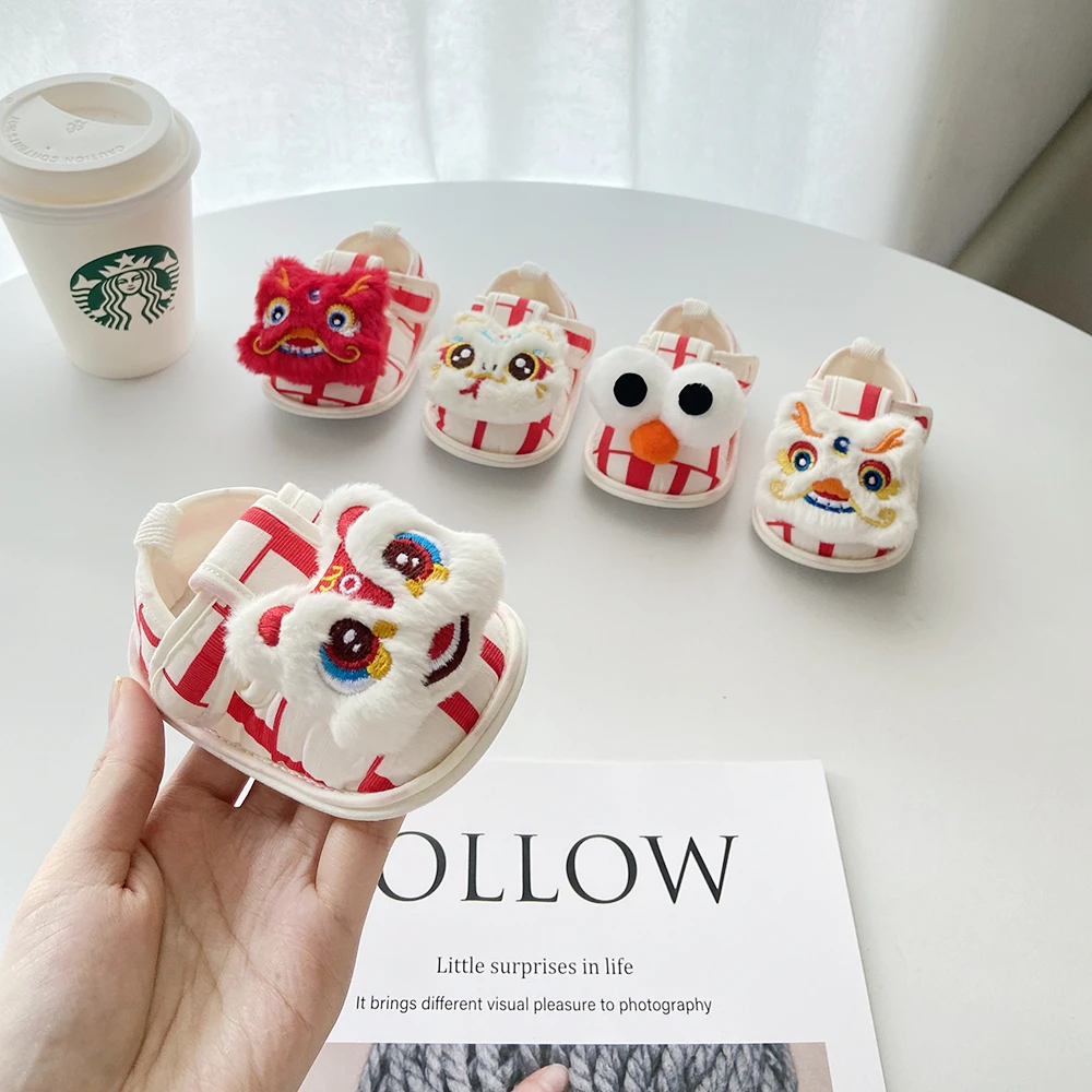 红格子婴儿鞋子春秋款男女童小月龄婴幼儿宝宝软底防滑学步鞋可爱