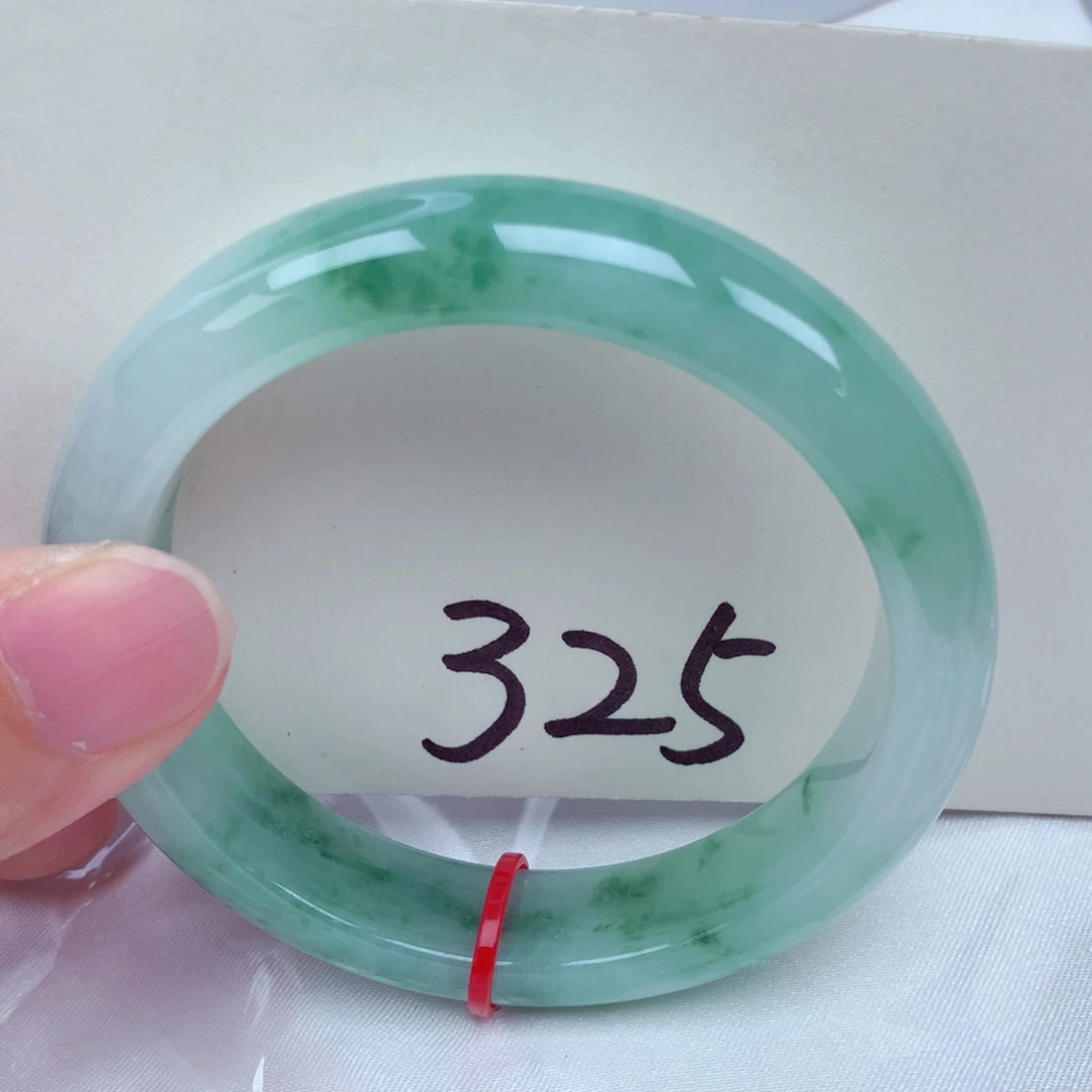 翡翠未镶嵌手镯翡翠