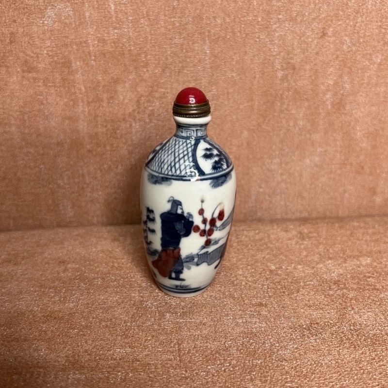 摆件青花釉里红鼻烟壶桌面摆件