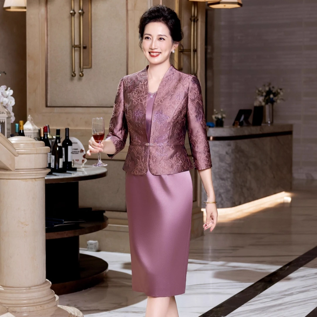 10月份高贵妈妈结婚套装裙遮肚2025新款秋季两件套喜婆婆婚宴礼服