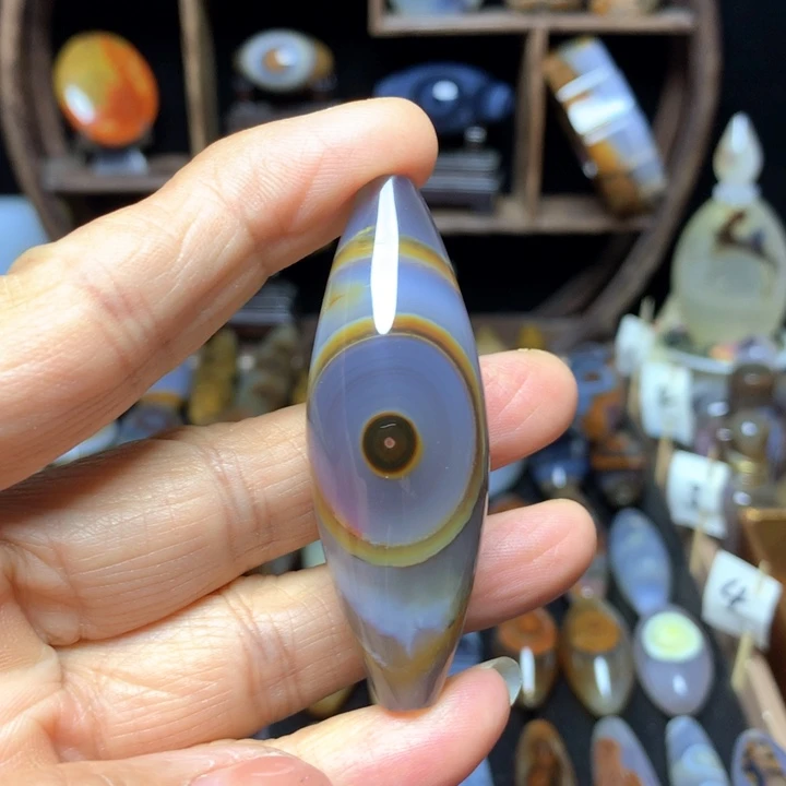 未镶嵌颈饰玛瑙/玉髓来**！