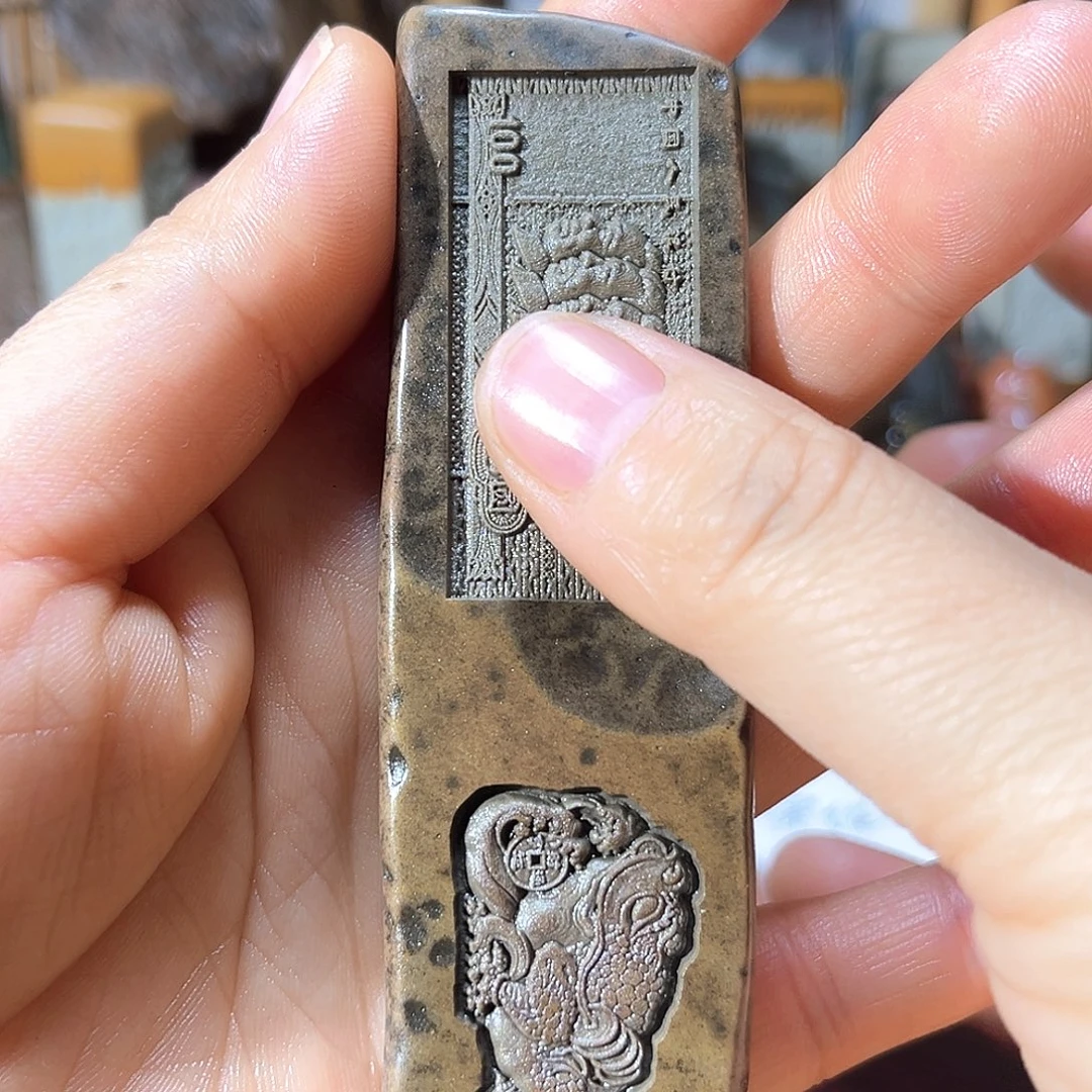 原石雕刻手把件，脖挂