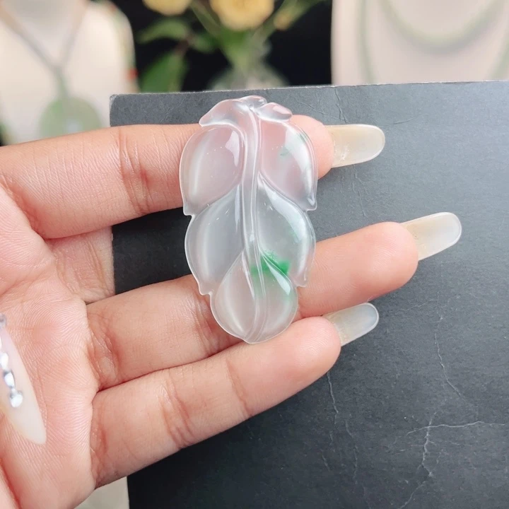 石英质玉未镶嵌吊坠(不含链)