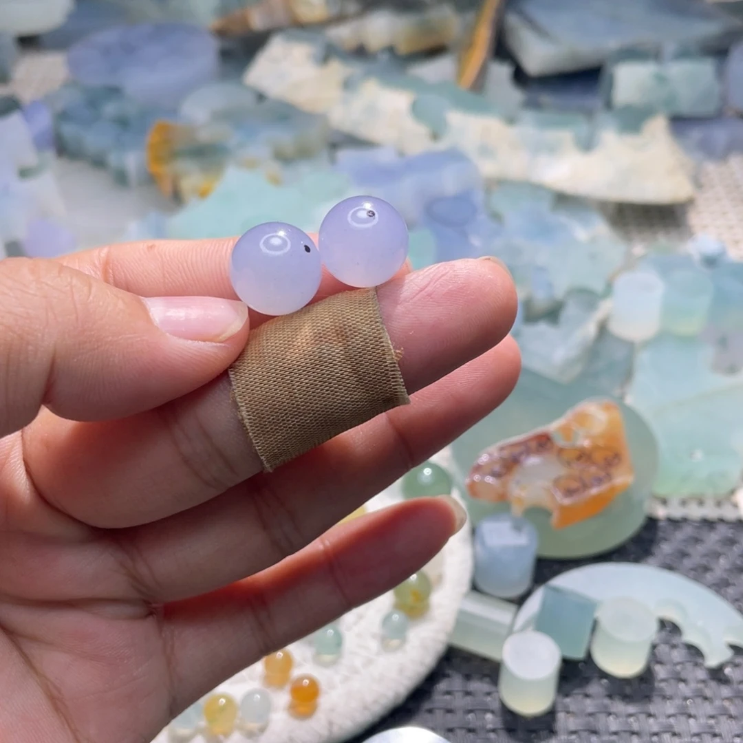 别***西翡翠未镶嵌颈饰翡翠