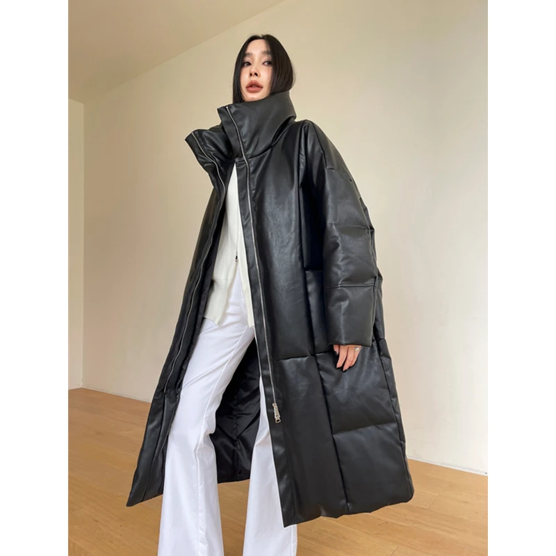 蛋白皮羽绒服女冬长款过膝90白鸭绒2025新款韩版宽松免洗pu皮外套