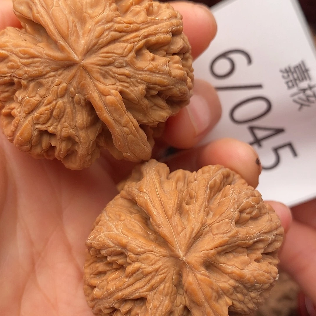 把件文玩核桃44全品粗筋