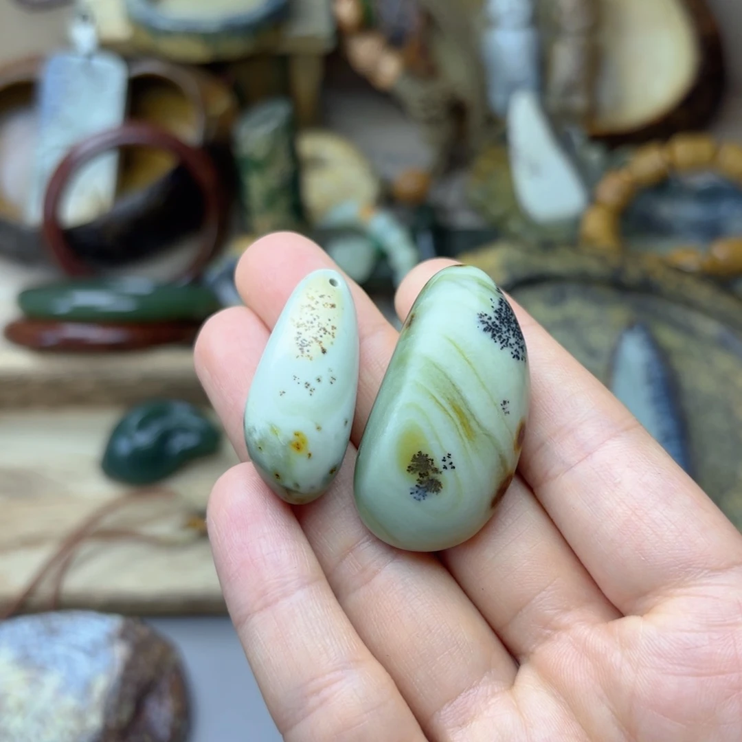透闪石质玉未镶嵌颈饰涟****8