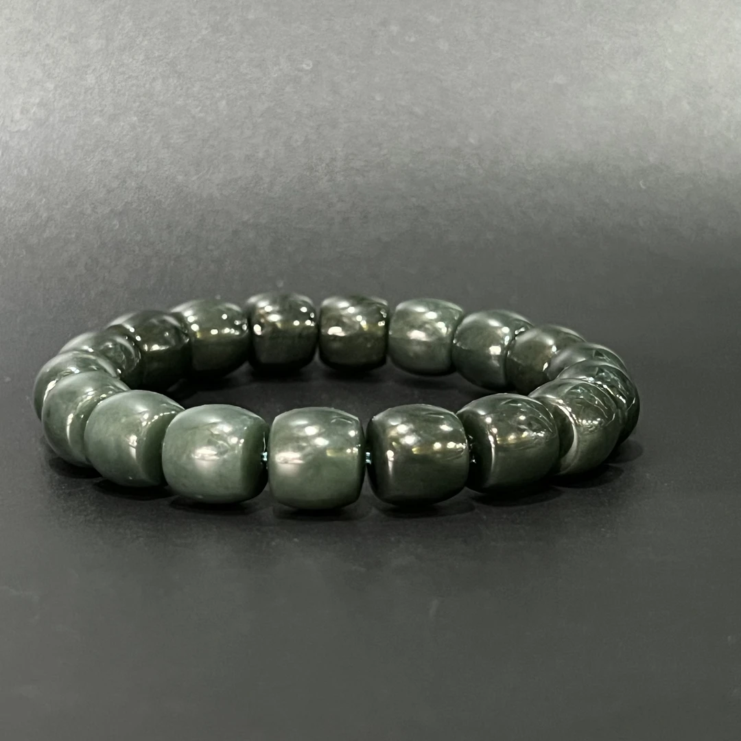 0611GC105和田玉手串