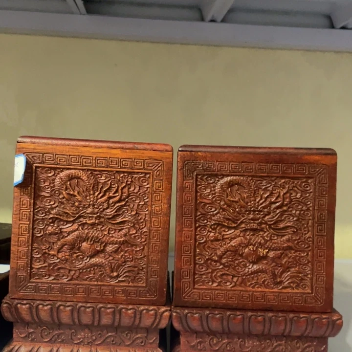 端景台紫檀木类木