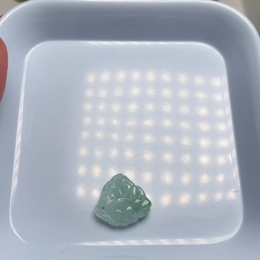 翡翠未镶嵌颈饰天然翡翠