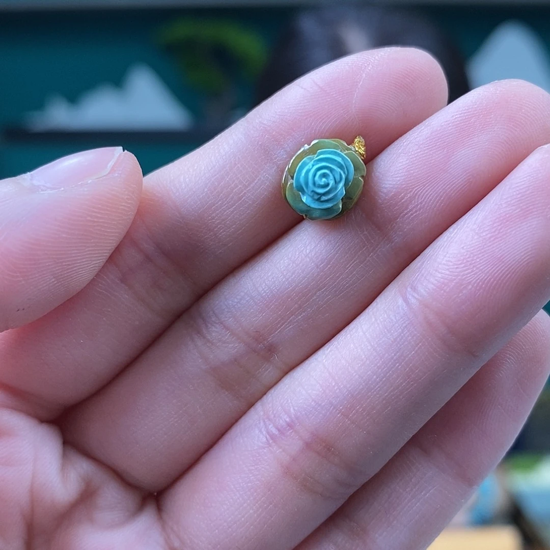 绿松石未镶嵌珠宝奇石