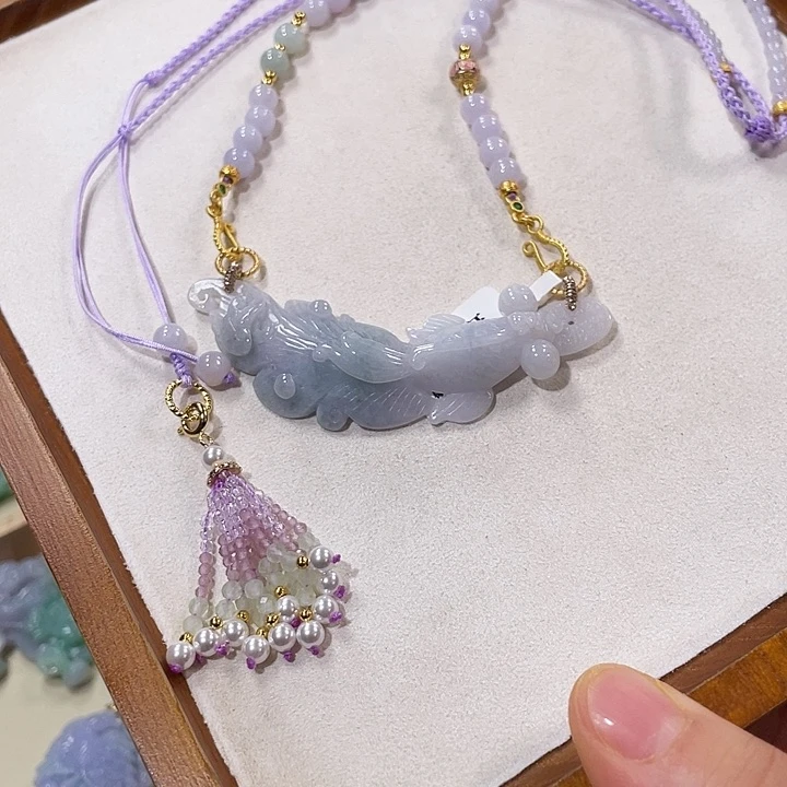 翡翠未镶嵌颈饰翡翠吊坠