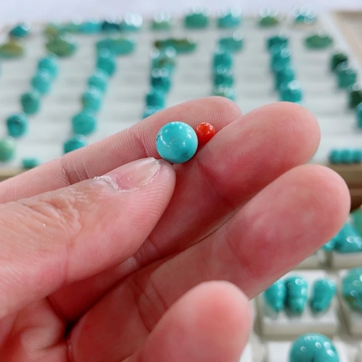 南红玛瑙未镶嵌珠宝奇石