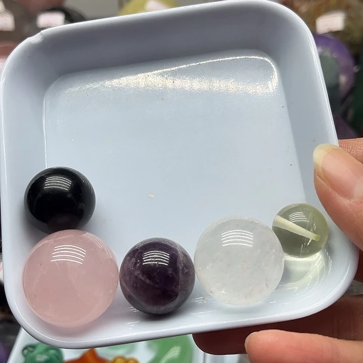 水晶珠宝半成品未镶嵌132克水晶小球