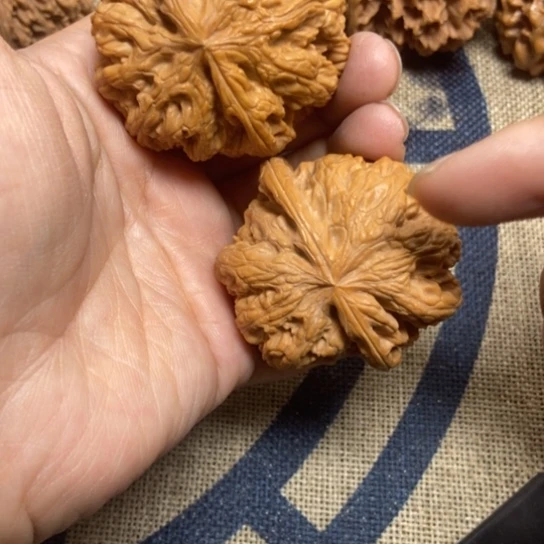 吊坠文玩核桃大粗筋