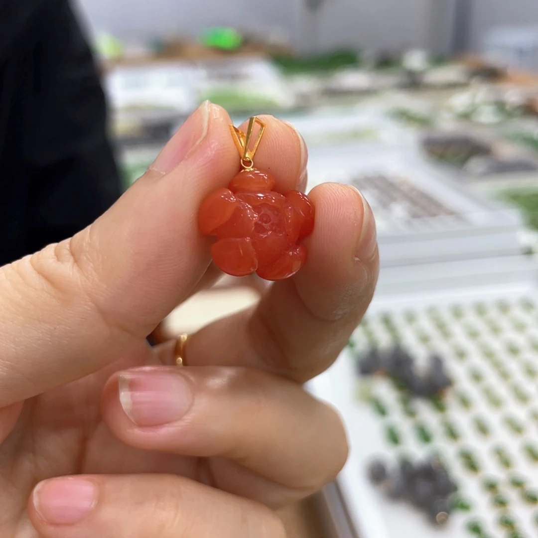 南红玛瑙18K金镶嵌颈饰直径14.7