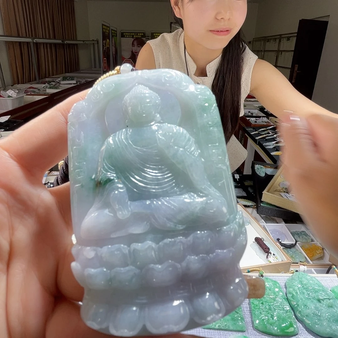 翡翠未镶嵌颈饰一