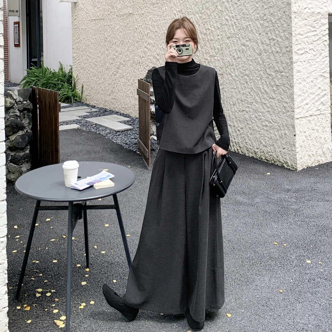法式复古大方得体三件套女2025早秋新款简约风马甲内搭阔腿裤套装