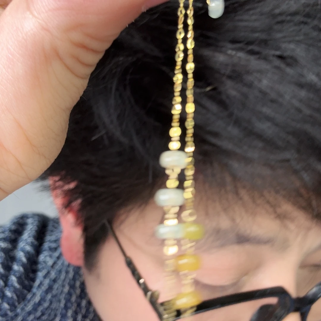 翡翠18K金镶嵌颈饰一件