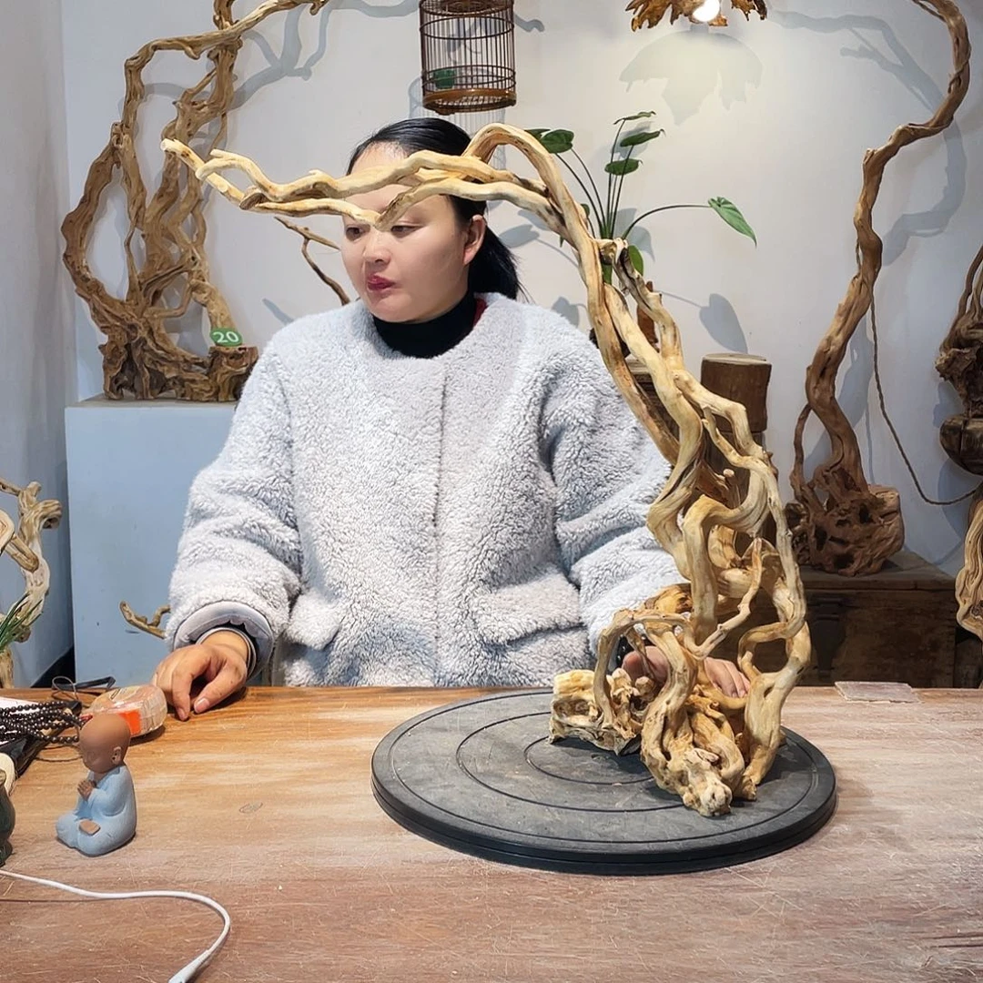 春***己天然根雕陶制艺术品