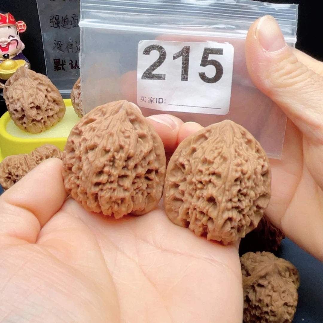 文玩核桃把件南疆三角高炮40