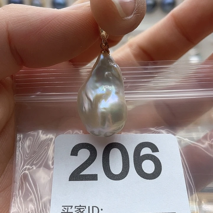 未镶嵌天然珍珠。  漏 漏 漏淡水珍珠