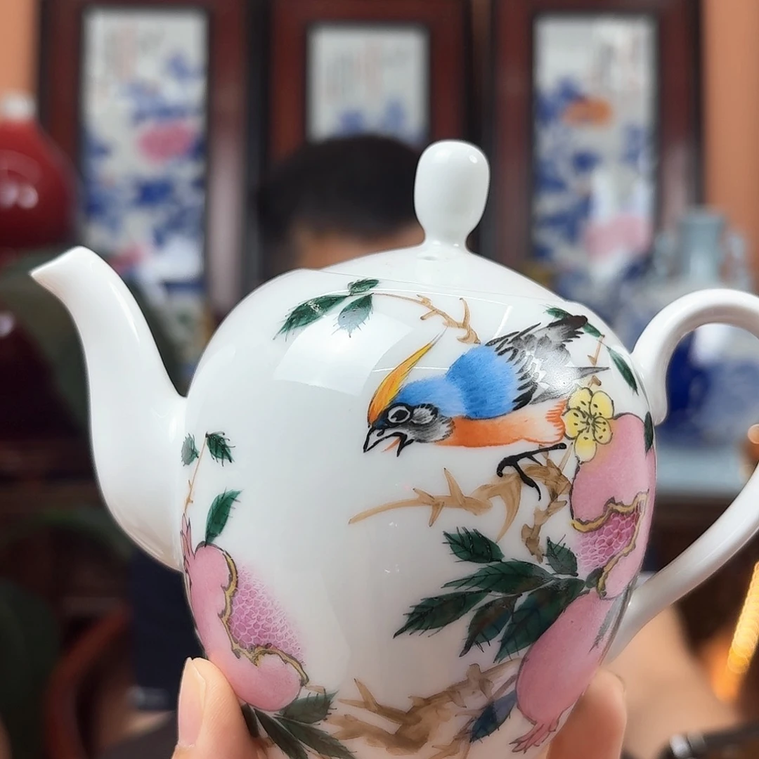 景德镇陶瓷手工壶