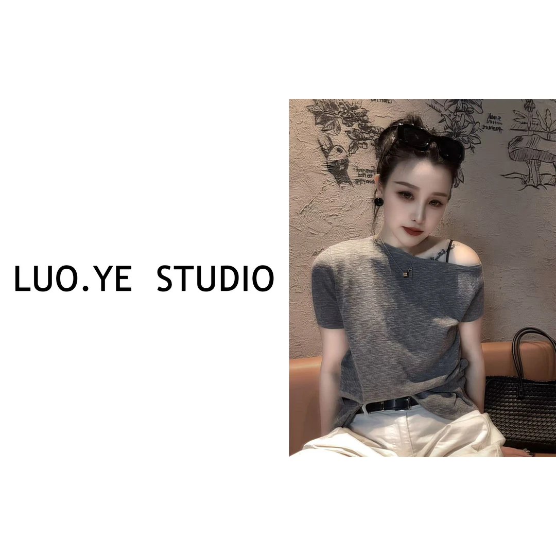 罗爷 · 【黛山凝】欧货绑带针织上衣2025春夏新款短袖T恤女斜领宽松