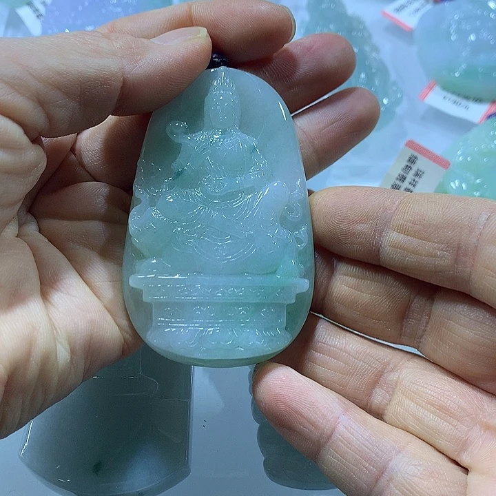 翡翠未镶嵌颈饰天然翡翠A货吊坠