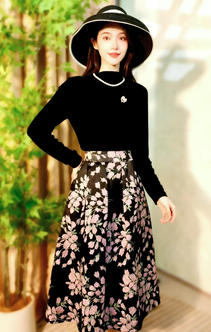 2025秋季新款提花半身裙绣花伞裙遮胯显瘦法式高腰裙