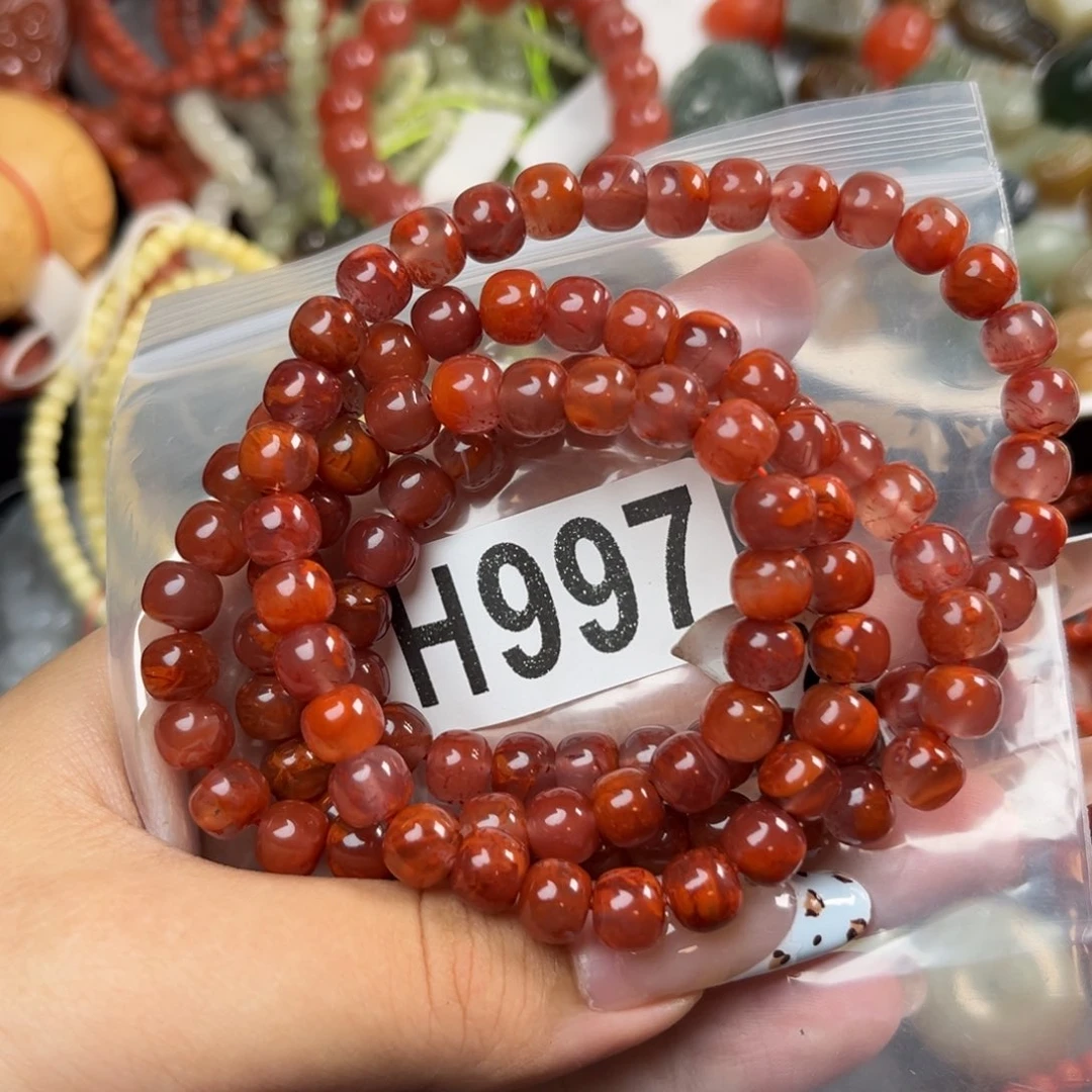 南红玛瑙未镶嵌珠宝奇石郁****娘