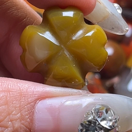 玛瑙/玉髓未镶嵌吊坠