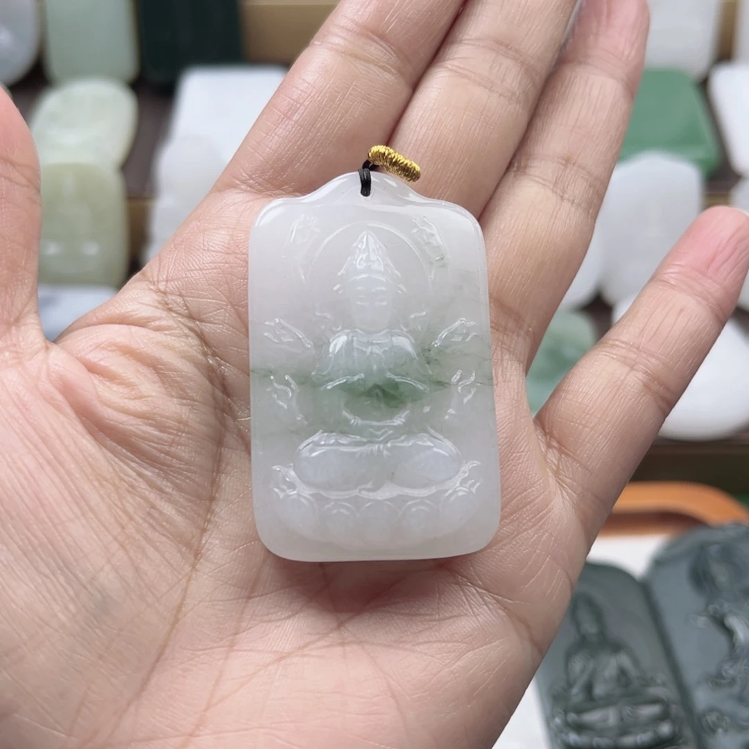 石英质玉未镶嵌颈饰