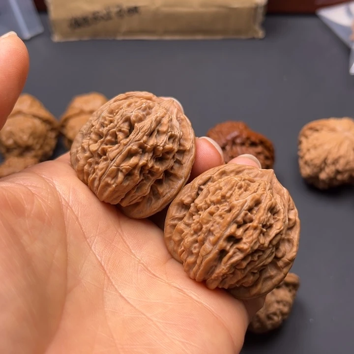 文玩核桃把件四座楼39