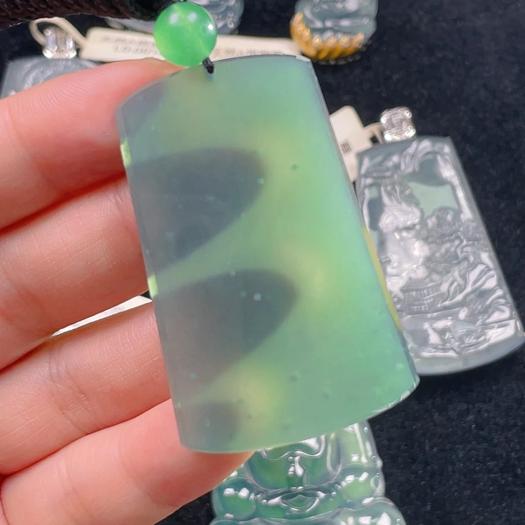 颈饰未镶嵌翡翠2，