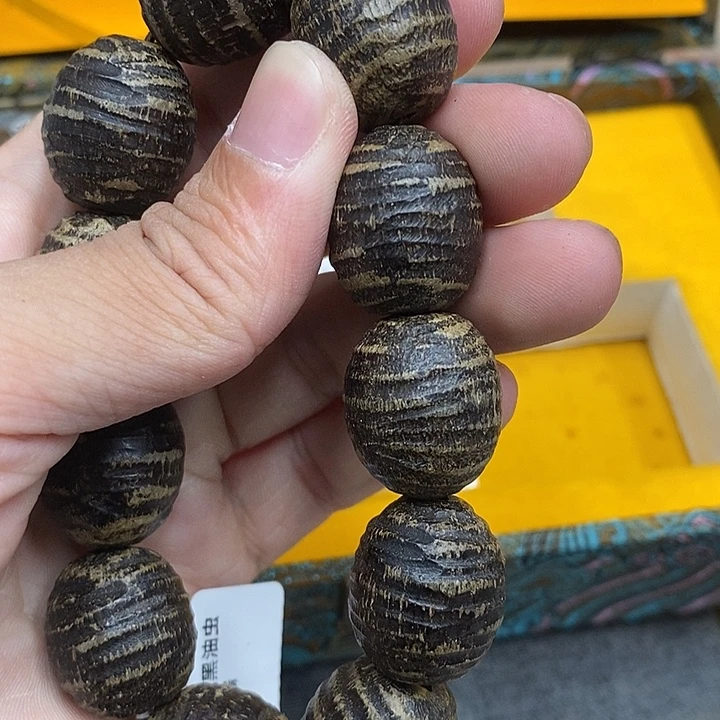 沉香木沉香香囊虫漏