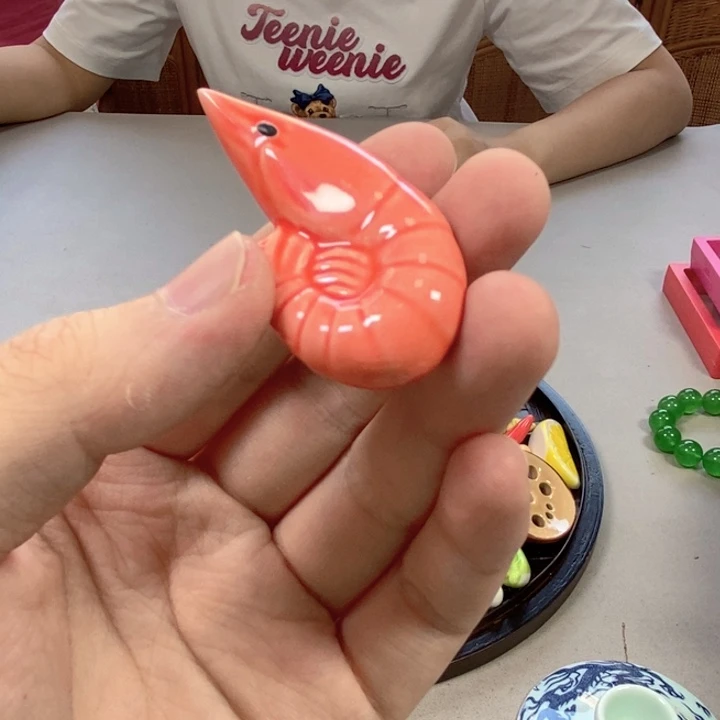 瓷片哈哈哈哈哈给哥哥哥哥哈
