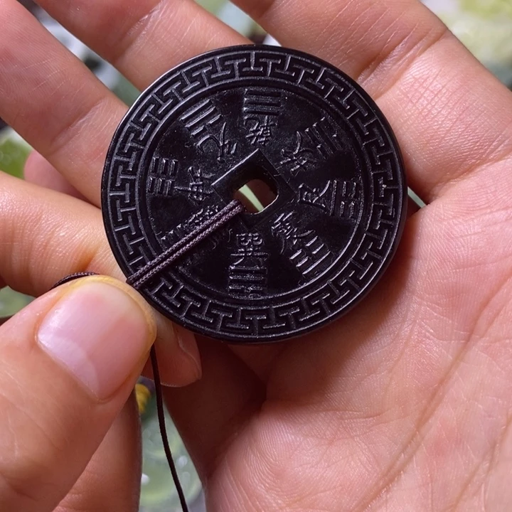 岫玉岫玉颈饰未镶嵌