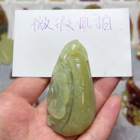 蛇纹石玉未镶嵌吊坠(不含链)